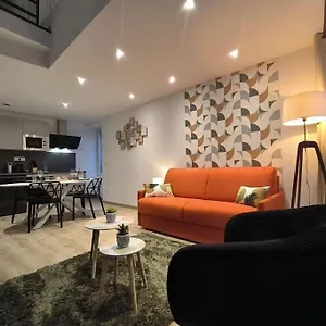  Appartement T2 -55m2- Elegant Et Chaleureux