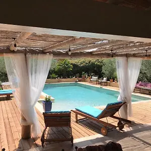https://1262-chemin-des-pignatelles.fr-provencehotel.com